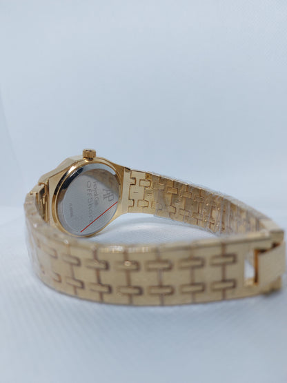 Women's Audemars Piguet Royal Oak Gold Watch – Iconic Luxury