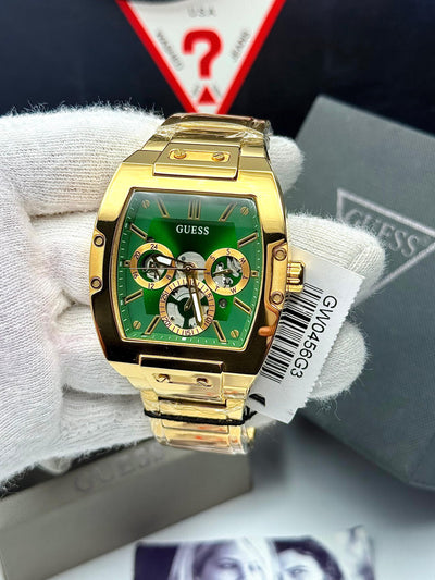 🟩🟨 Guess Phoenix Elegant Green Dial Men’s Quartz Stainless Steel Watch