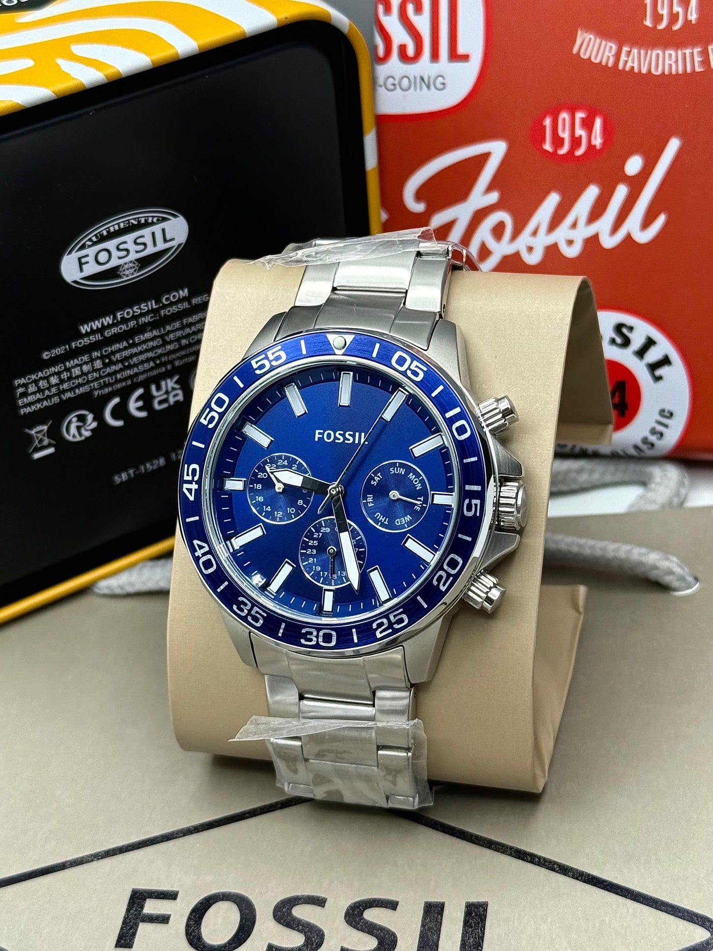 🟦🔲FOSSIL Gold Tone Everett Three-Hand Stainless Steel Quartz Watch