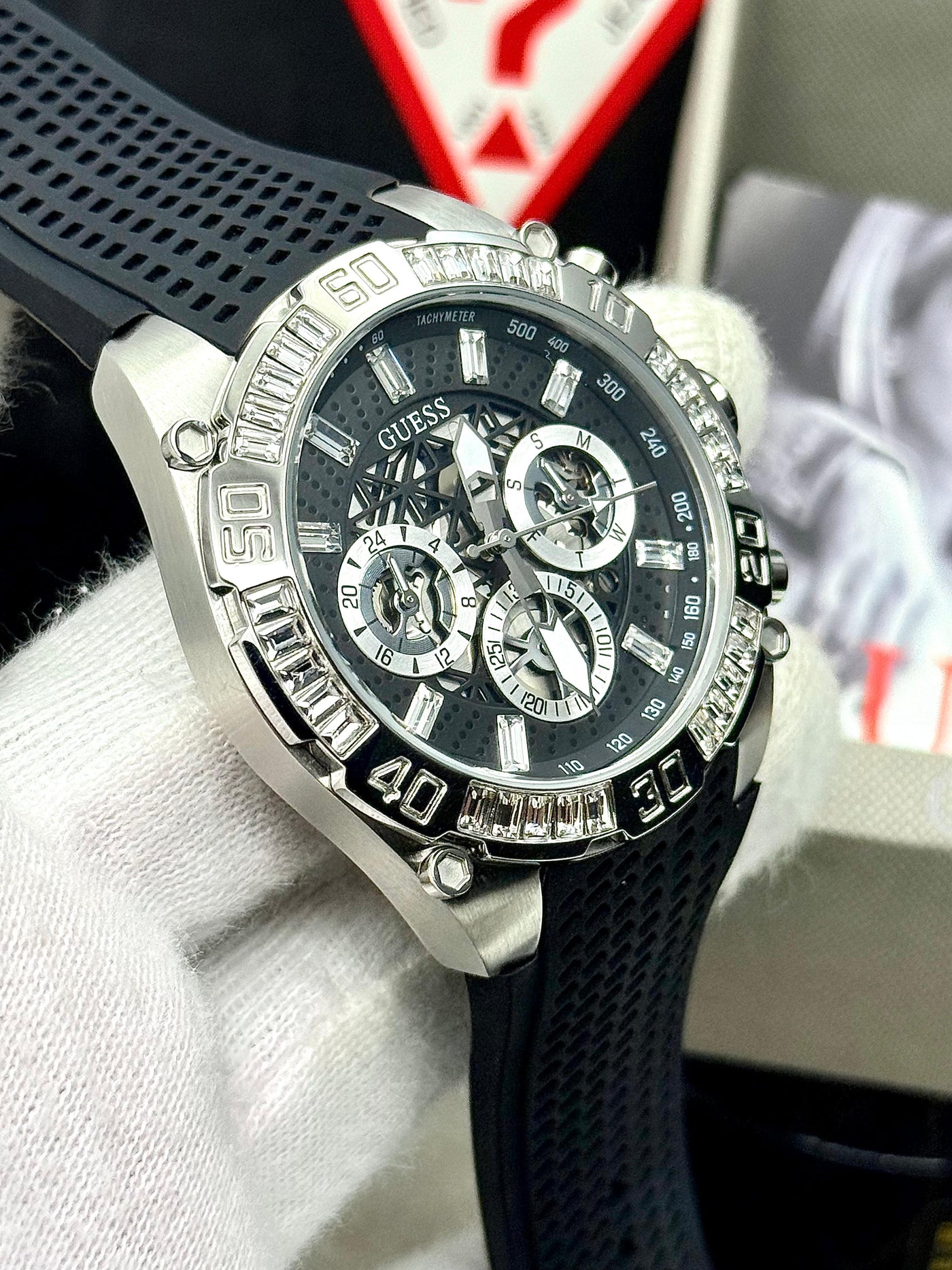 ⬛⬜ Guess Men's Silver Case with Crystals Black Multi-Function Dial Black Textured Silicone Strap Watch