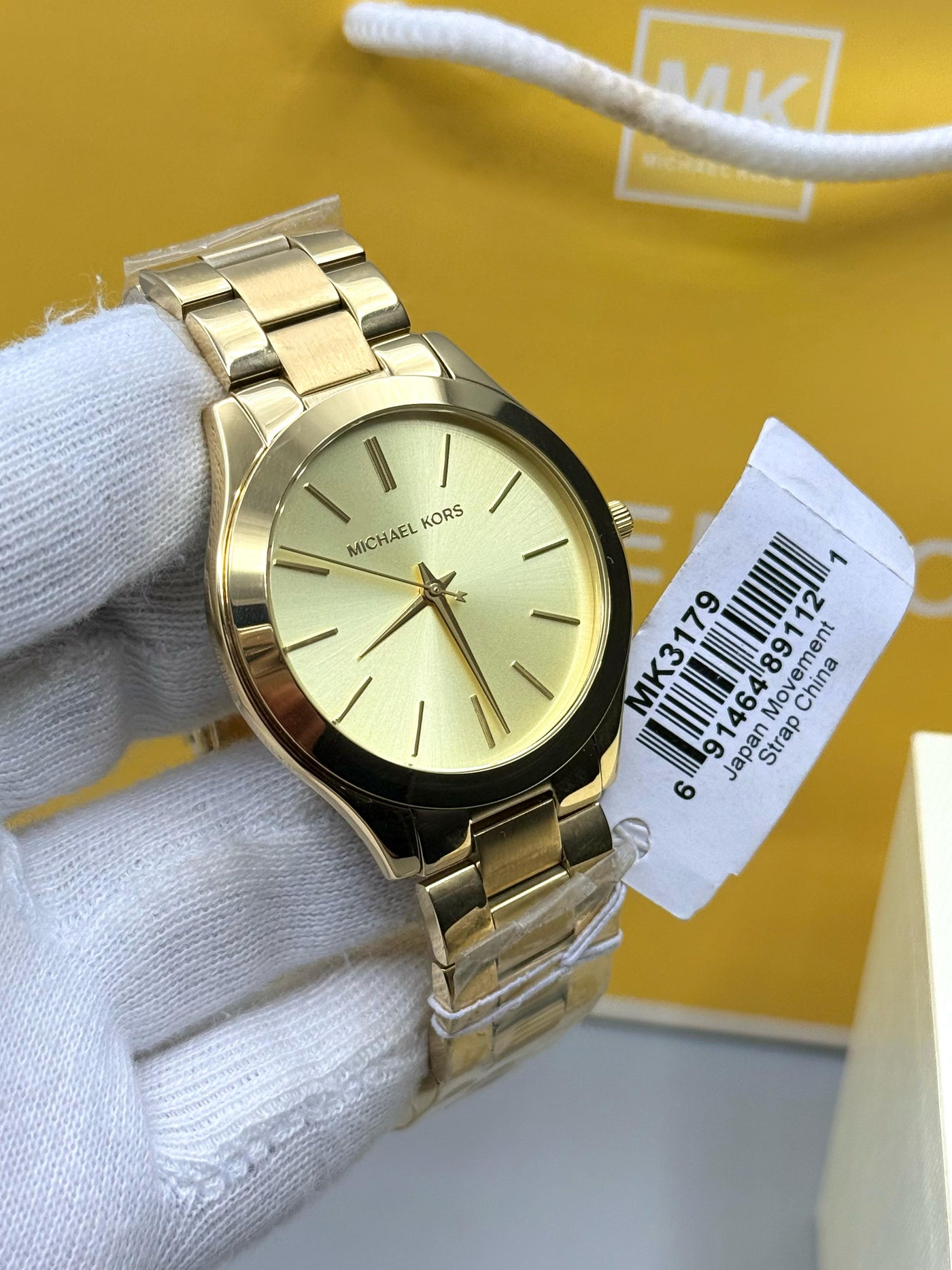 💛 Michael Kors Gold-Tone Slim Runway Watch