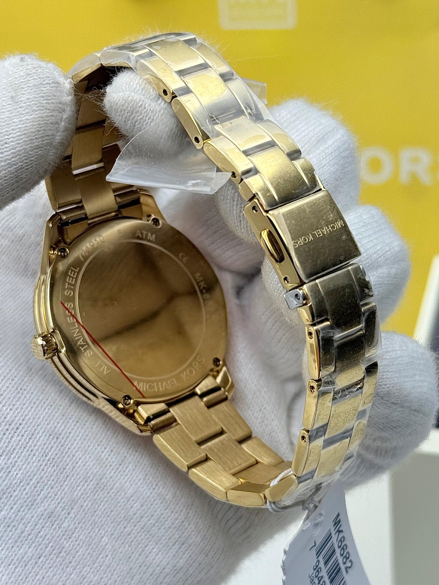 💛🖤 Michael Kors Runway Women’s Quartz Watch