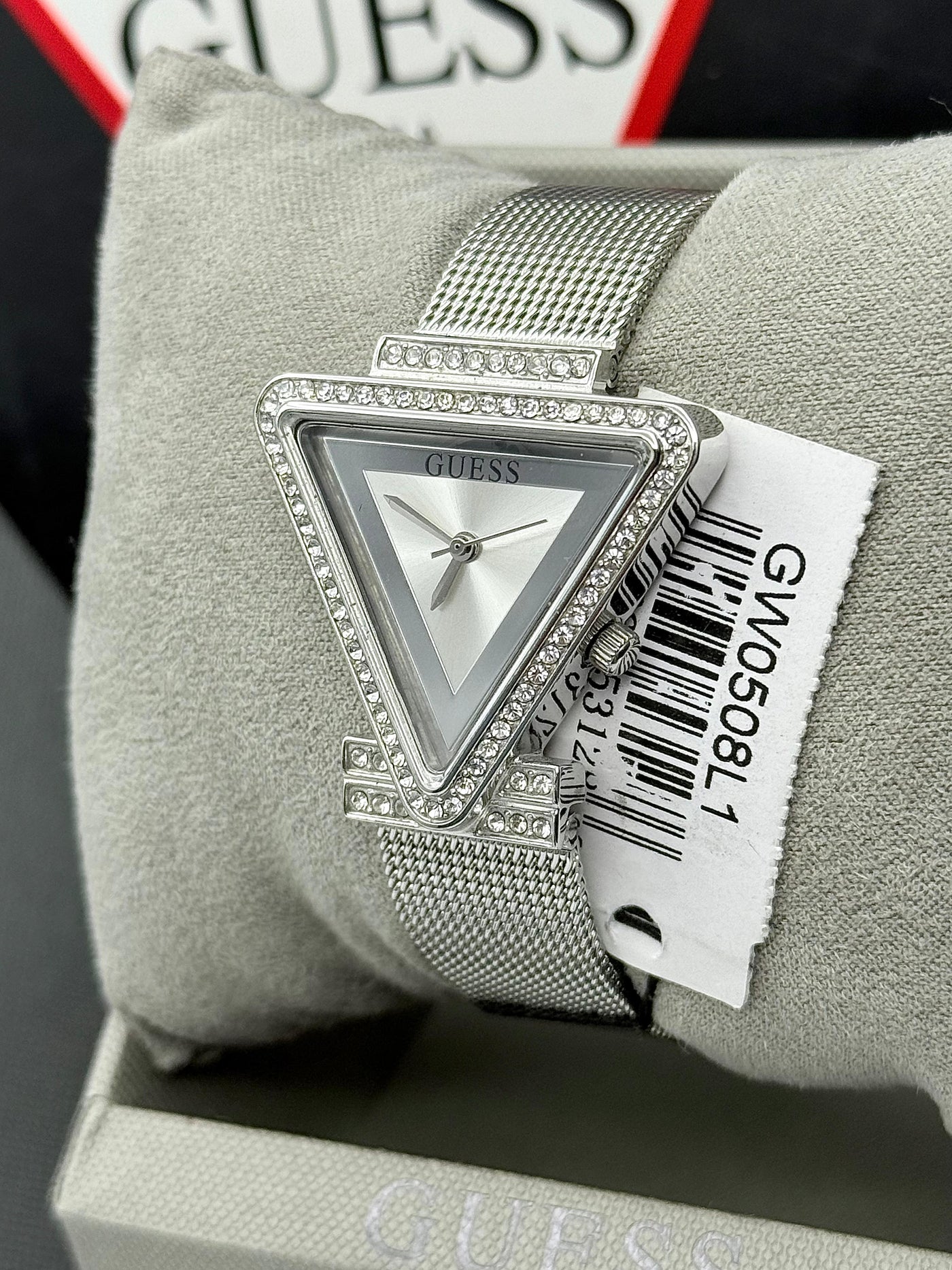 🔥Guess Champagne &amp; Crystals Dial with Mesh Bracelet Watch For Women